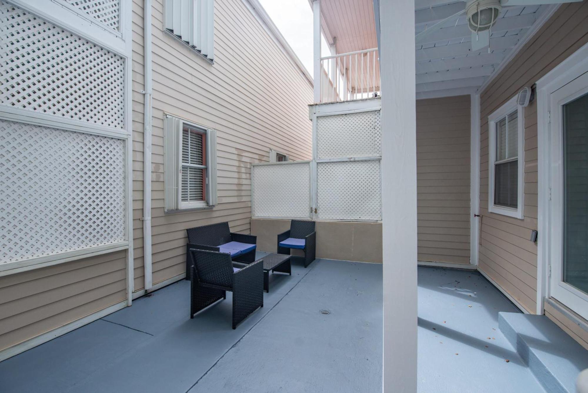 New Casa Caribe By Brightwild- Two-Story Condo Rooftop Pool Key West Eksteriør bilde