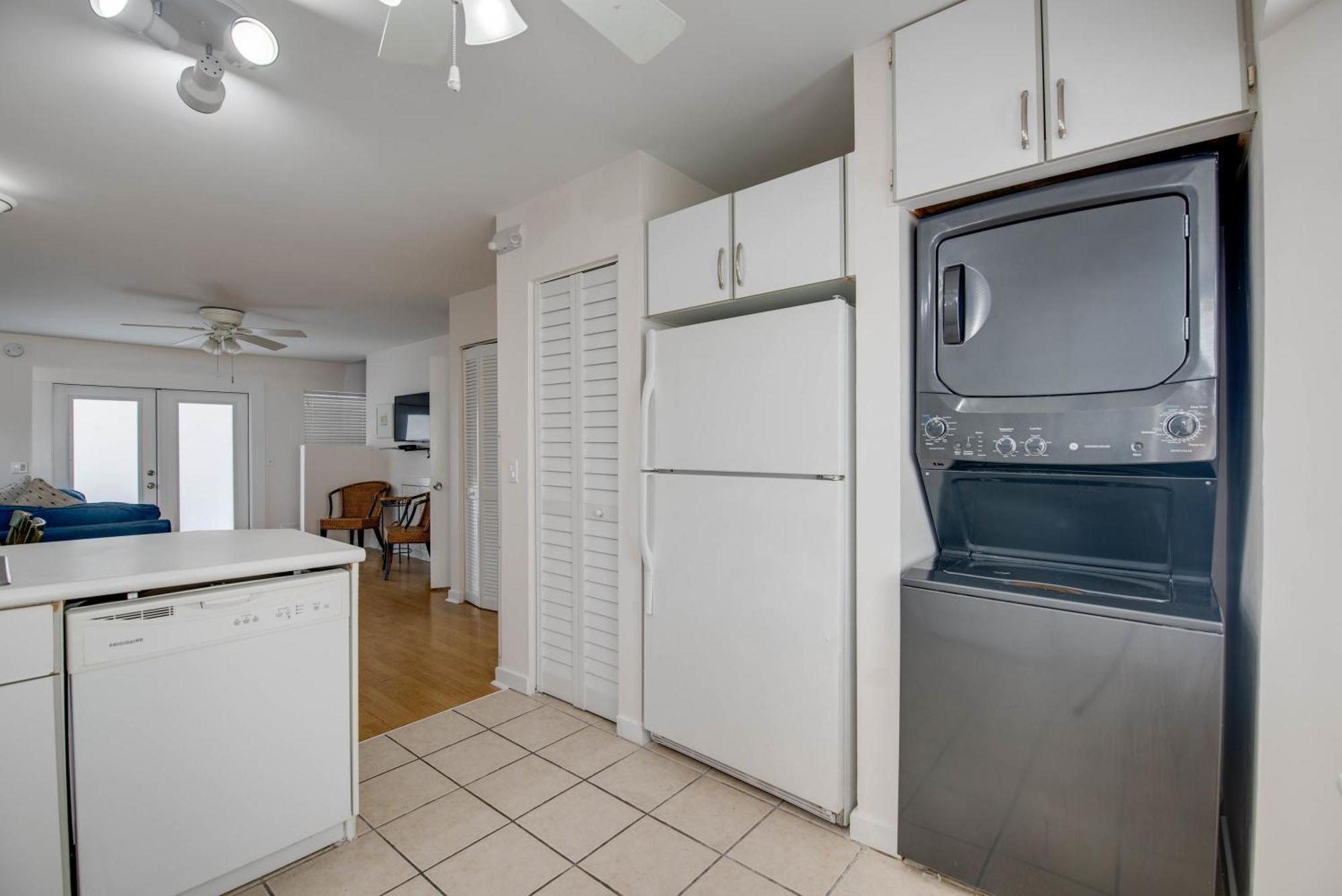 New Casa Caribe By Brightwild- Two-Story Condo Rooftop Pool Key West Eksteriør bilde