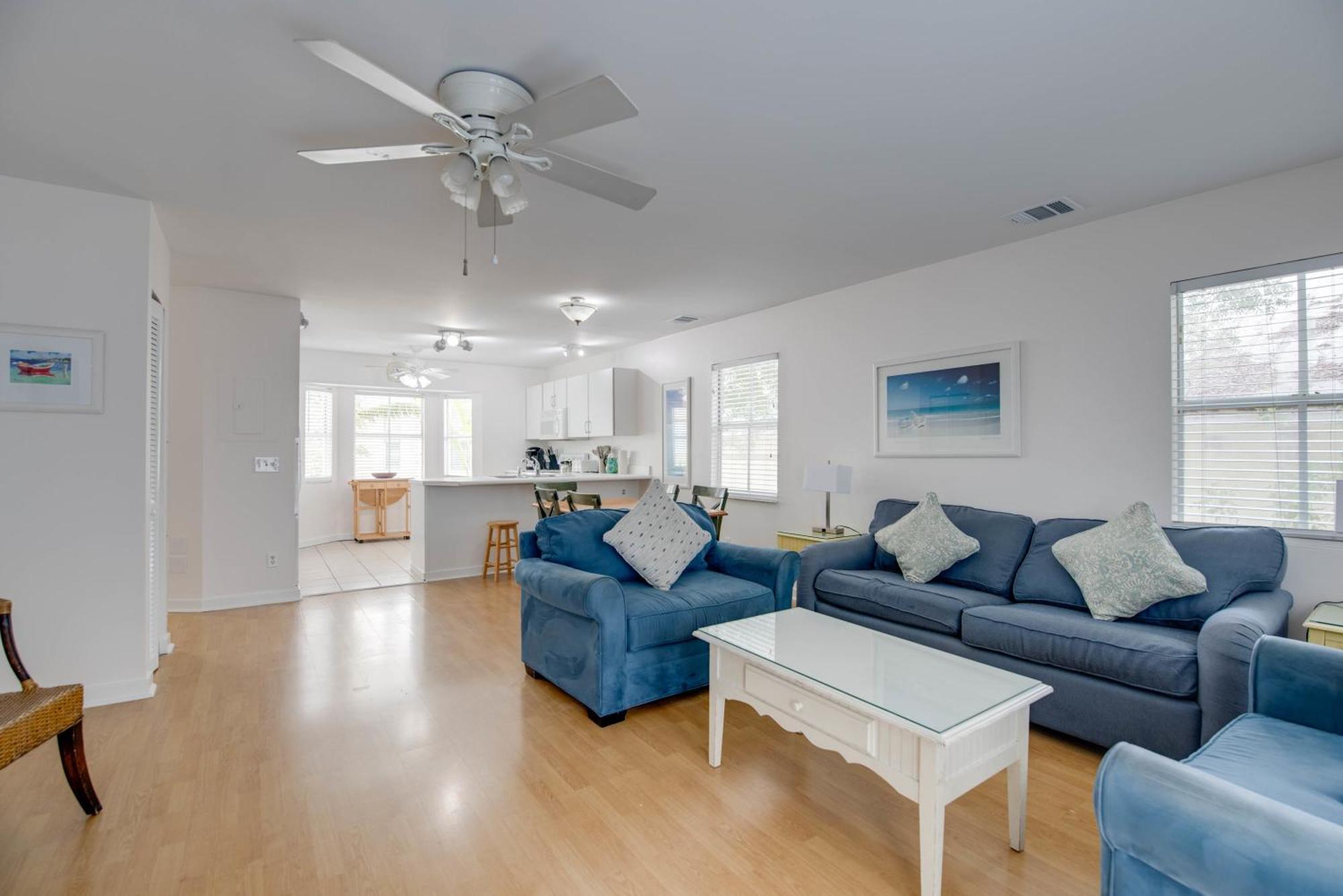 New Casa Caribe By Brightwild- Two-Story Condo Rooftop Pool Key West Eksteriør bilde